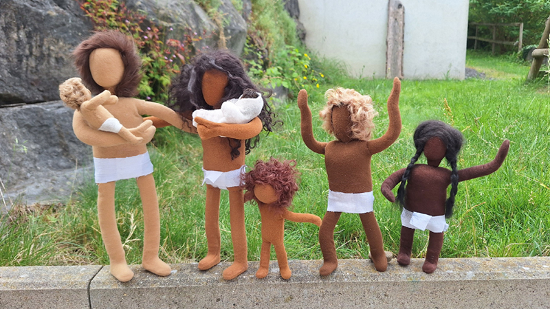 Unbekleidete Kolb Erzählfiguren